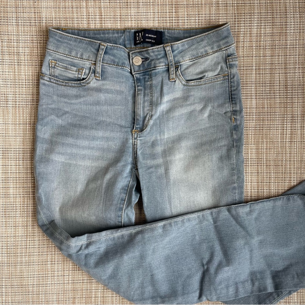 Gap Denim Crop Kick Blue Jeans